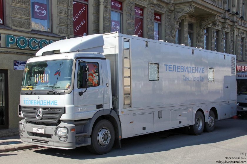 Передвижная телевизионная станция Форд Транзит