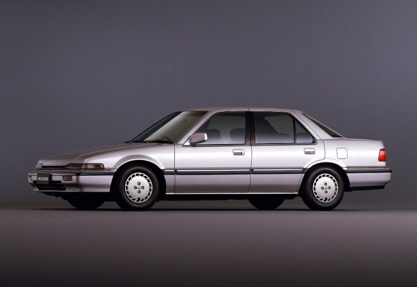 Хонда Аккорд 3 поколение седан