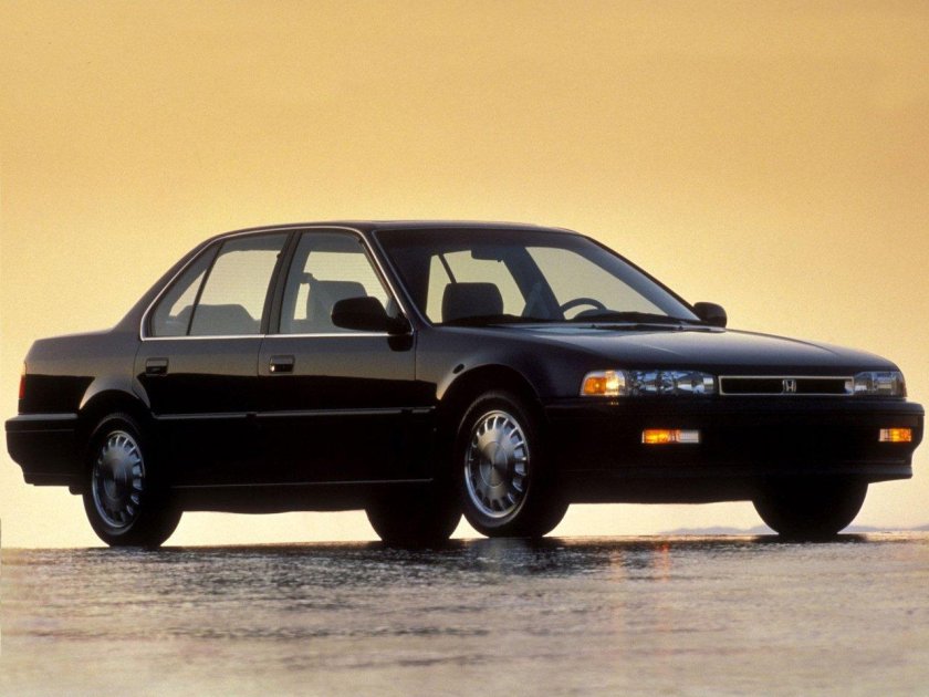 Honda Accord IV 1989 - 1994 седан