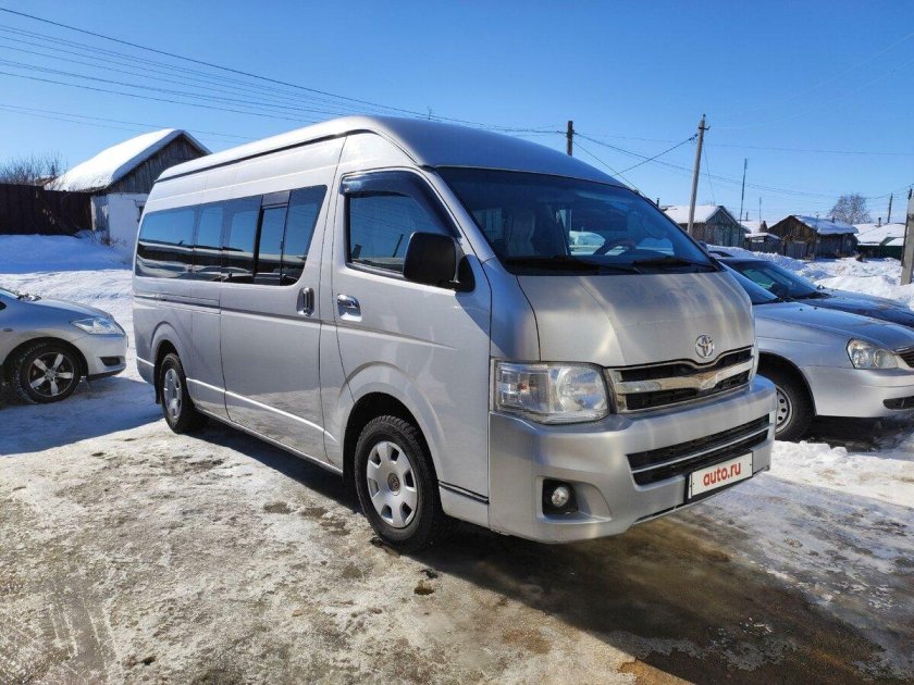 Toyota hiace h200