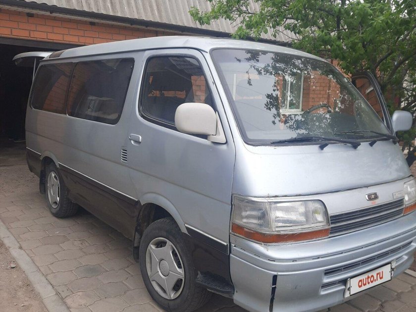 Toyota hiace 4wd 1996 –