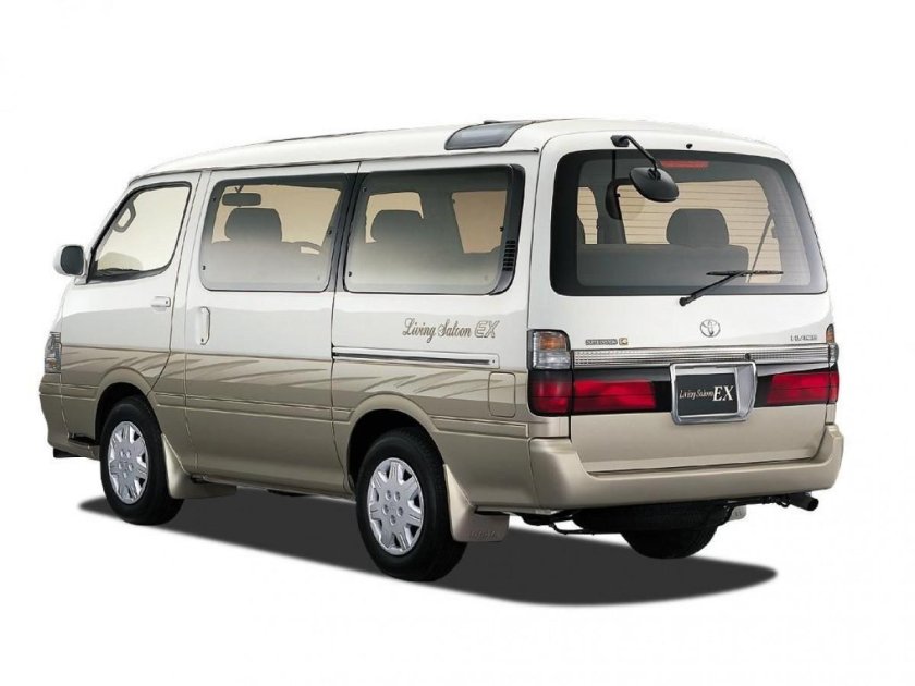 Микроавтобус Toyota Hiace