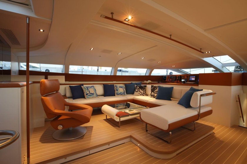 Яхта Perini Navi