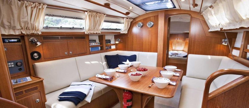 Яхта Халберг Расси 310