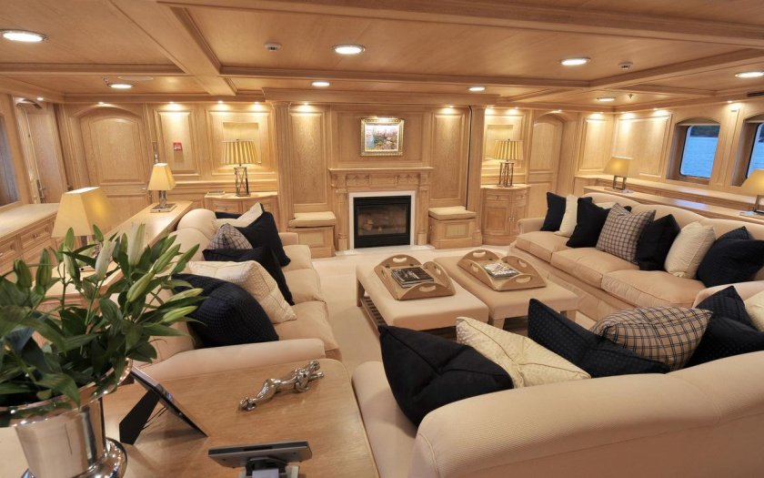 Яхта Дильбар интерьер