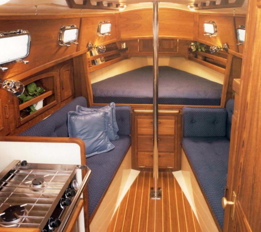 Парусная яхта Корморан