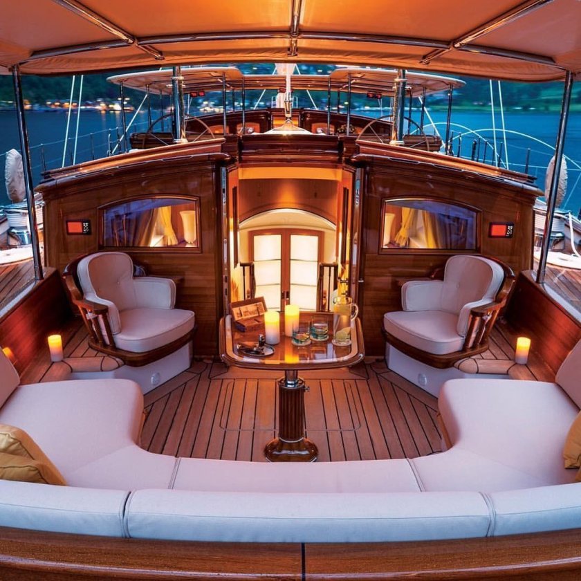 Яхта Беккер 27