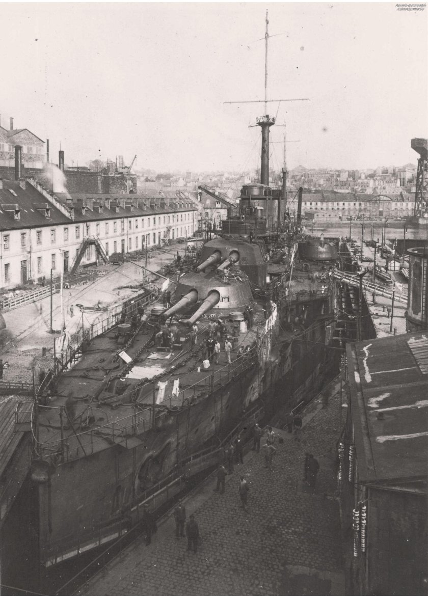 Линкор Courbet