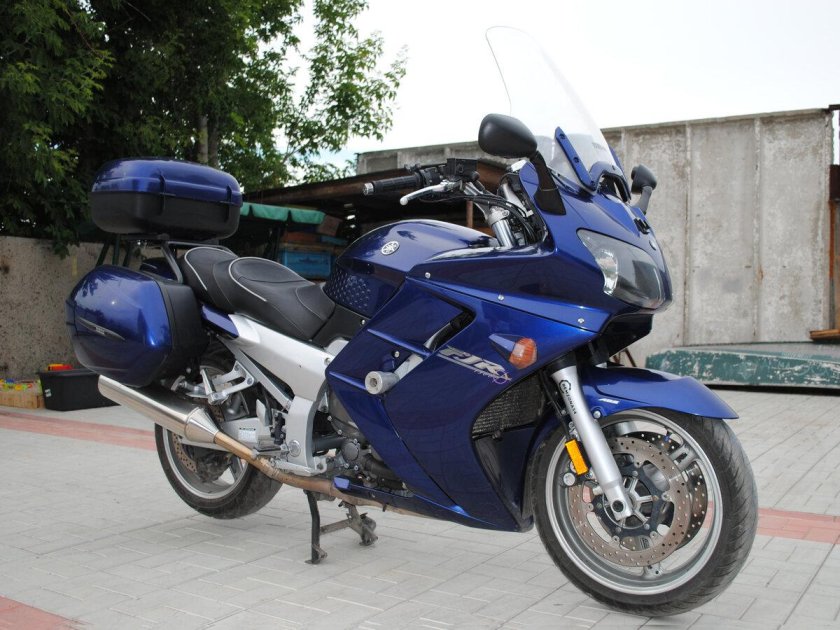 Yamaha FJR 1300 2004
