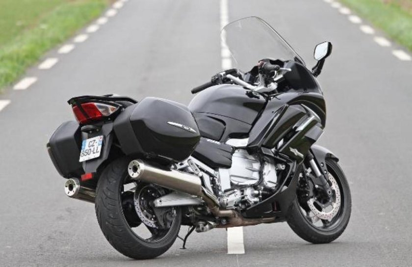 Yamaha спорт турист 1300