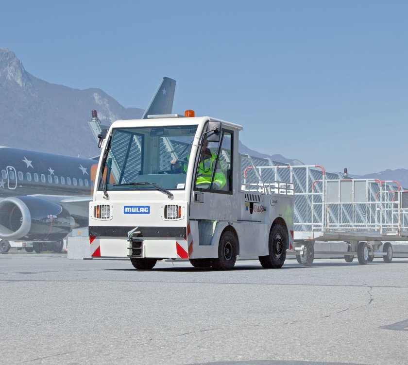 Тягач Мулаг багажный Mulag Comet 3