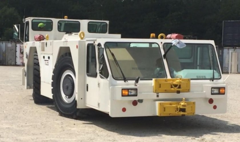 Аэродромный тягач jbt b250