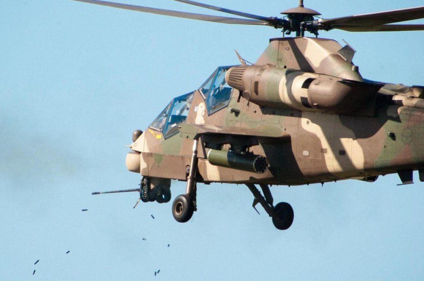 Вертолёт Denel Rooivalk