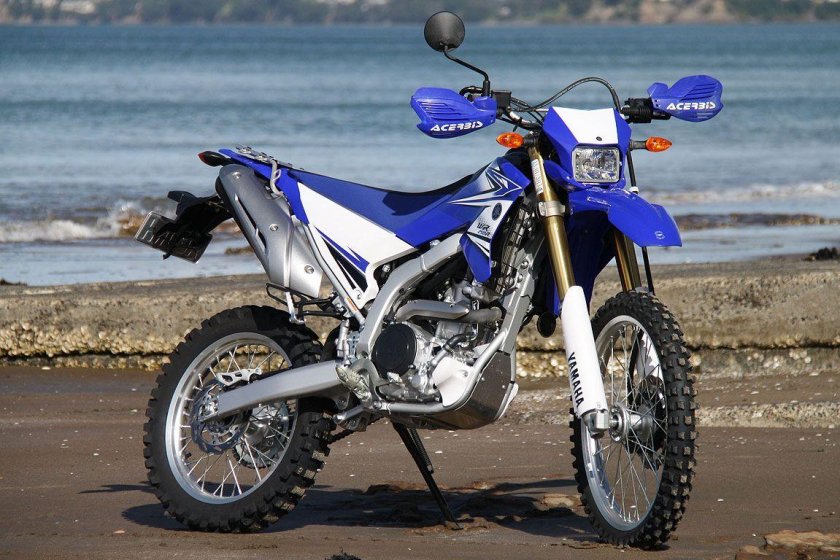 Yamaha wr250r