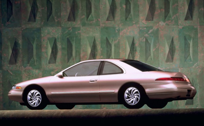 Lincoln Mark VIII, 1993