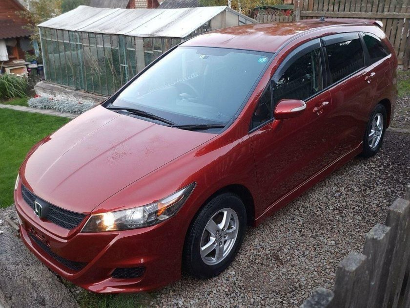 Хонда стрим 2012 года