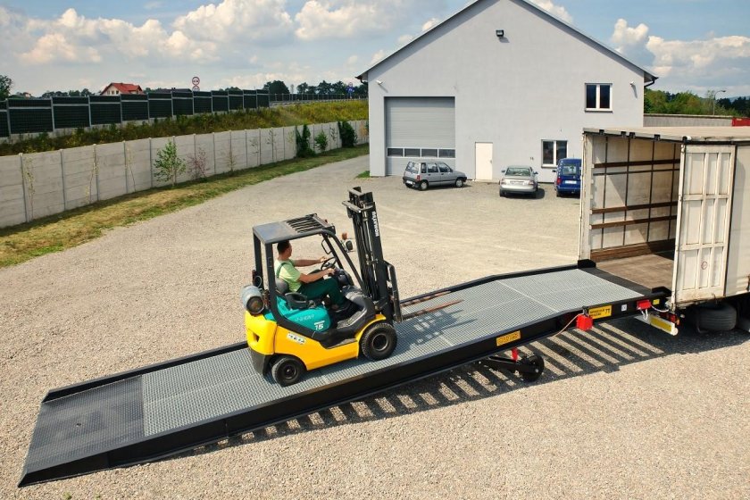 Погрузочные рампы Дорхан