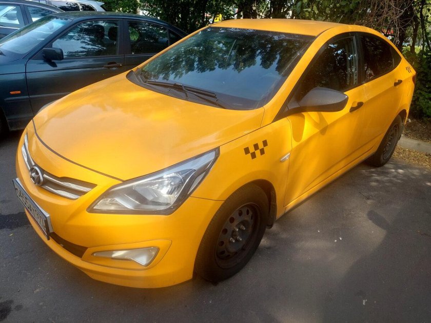 Hyundai solaris taxi