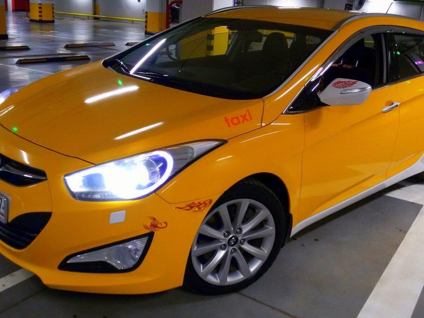 Жёлтый Hyundai i40