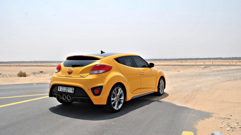 Hyundai veloster 2015