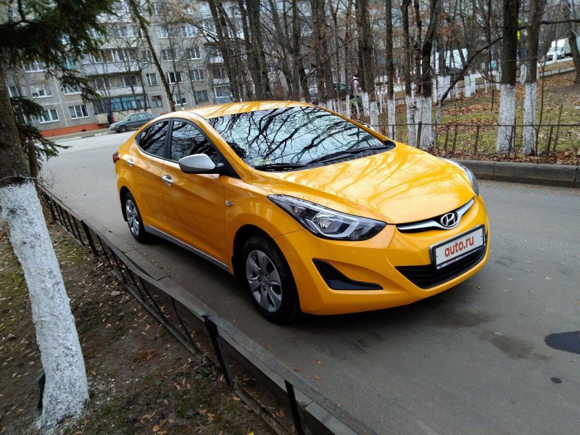 Opel Astra GTC 1.4 at, 2020 жёлтый цвет
