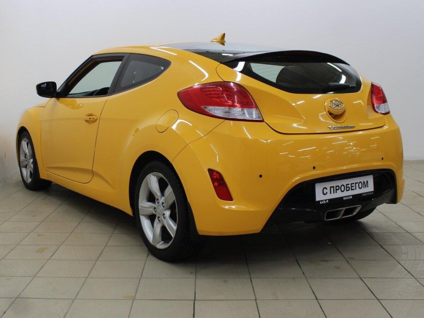 Хендай 4 дверный Veloster