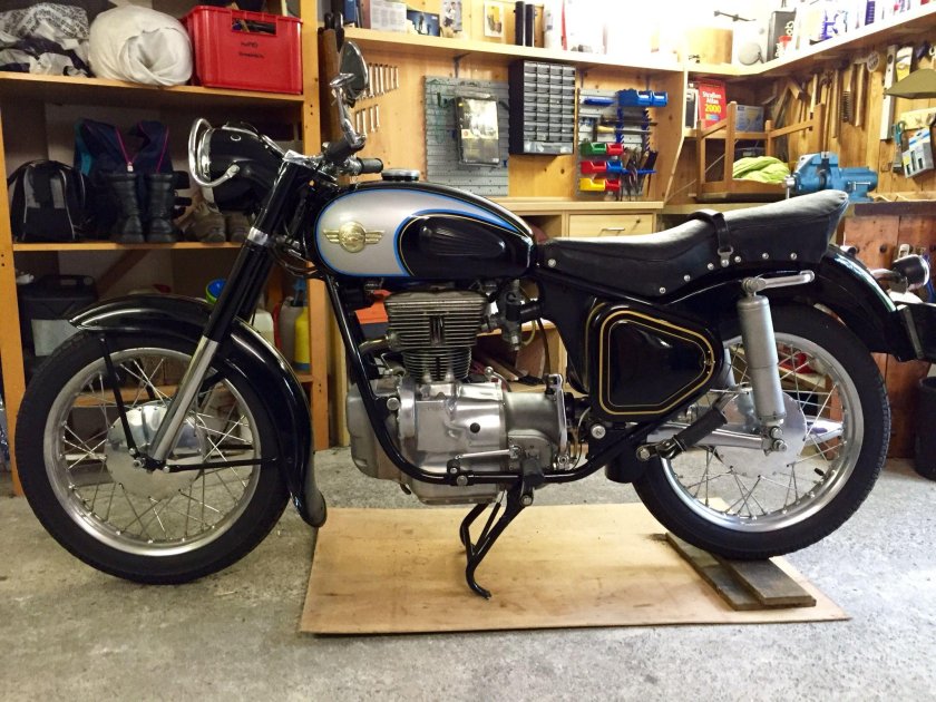 Мотоцикл симсон AWO 425