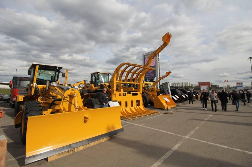 Продажи дорожно-строительной и спецтехники