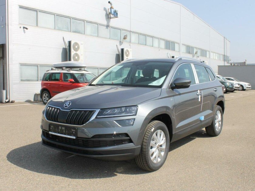 Шкода Карок 2021