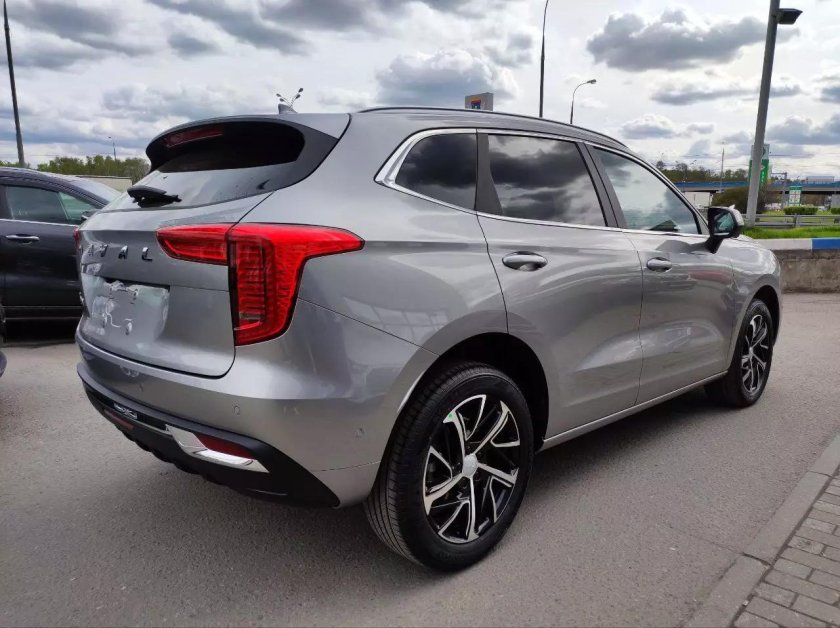 Haval Jolion платиновый неон