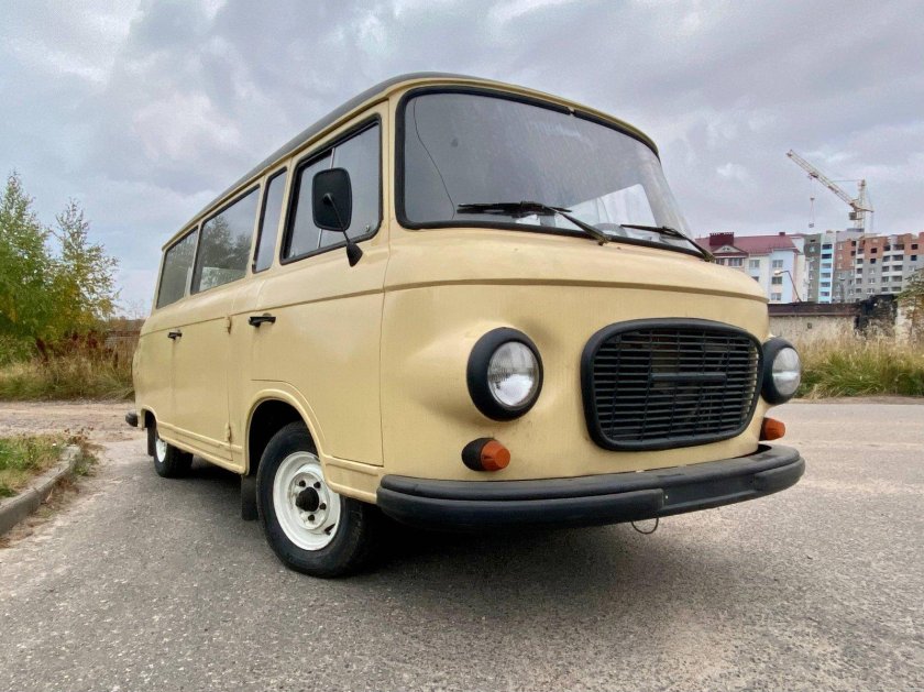 Barkas b 1000
