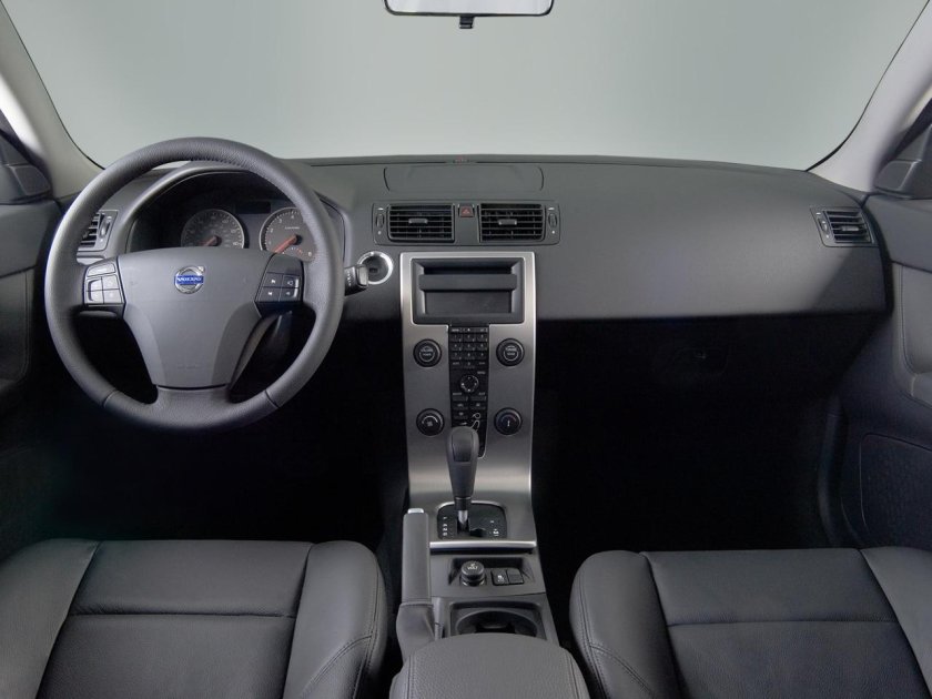 Вольво s40 2007 2.4