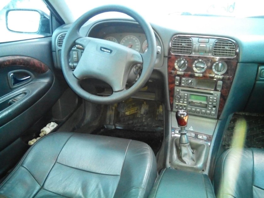 Вольво s40 1 поколение салон