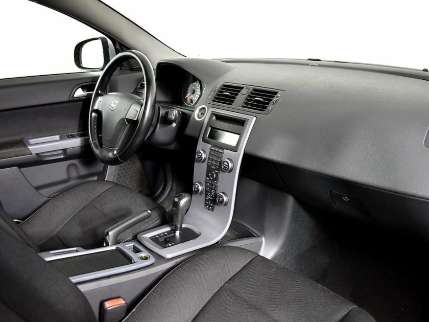 Volvo s40 2 салон