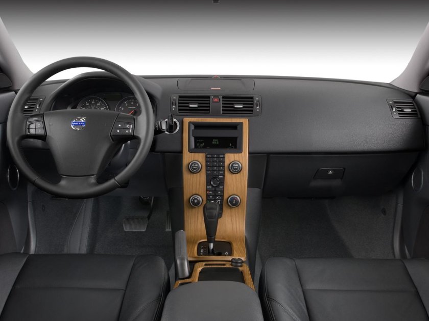 Вольво s40 2008 салон