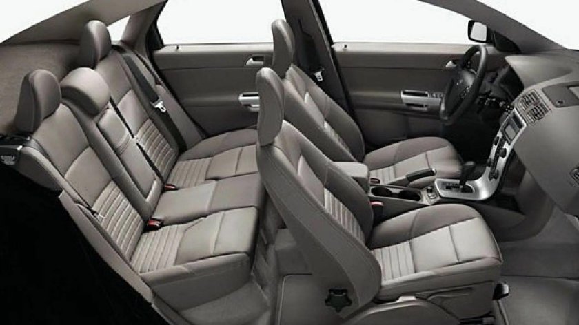 Volvo s40 2 салон