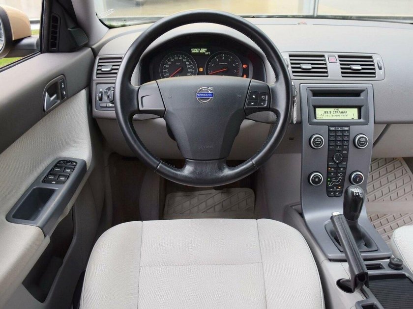 Volvo s40 2006 салон