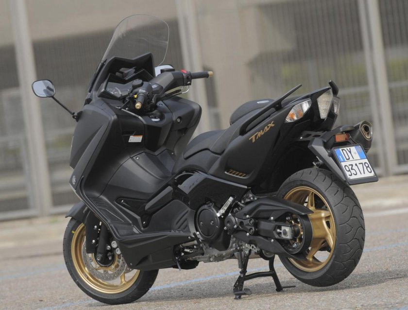 Yamaha TMAX 530