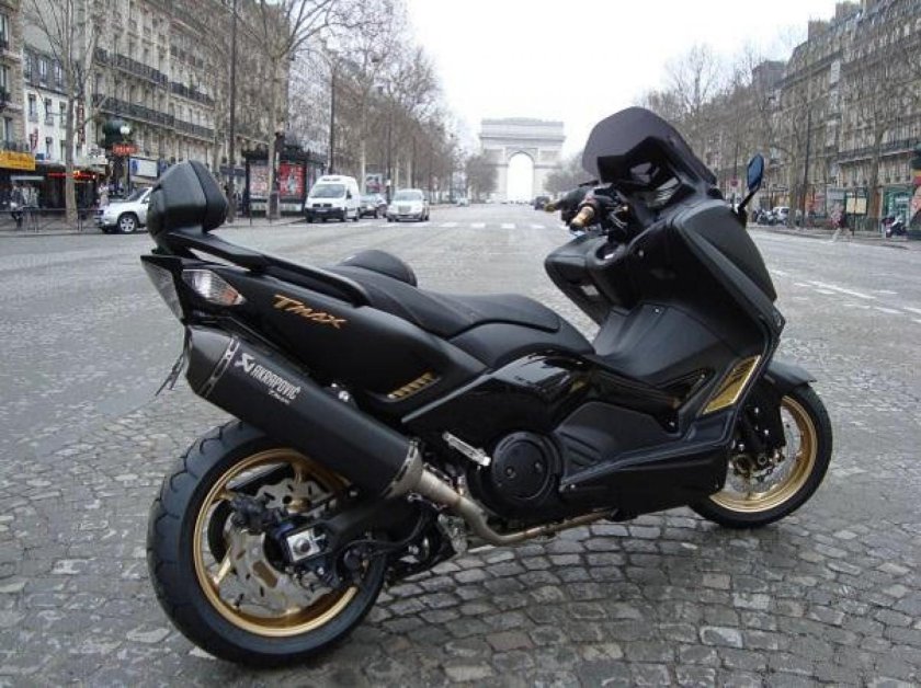 Ямаха т Макс 530