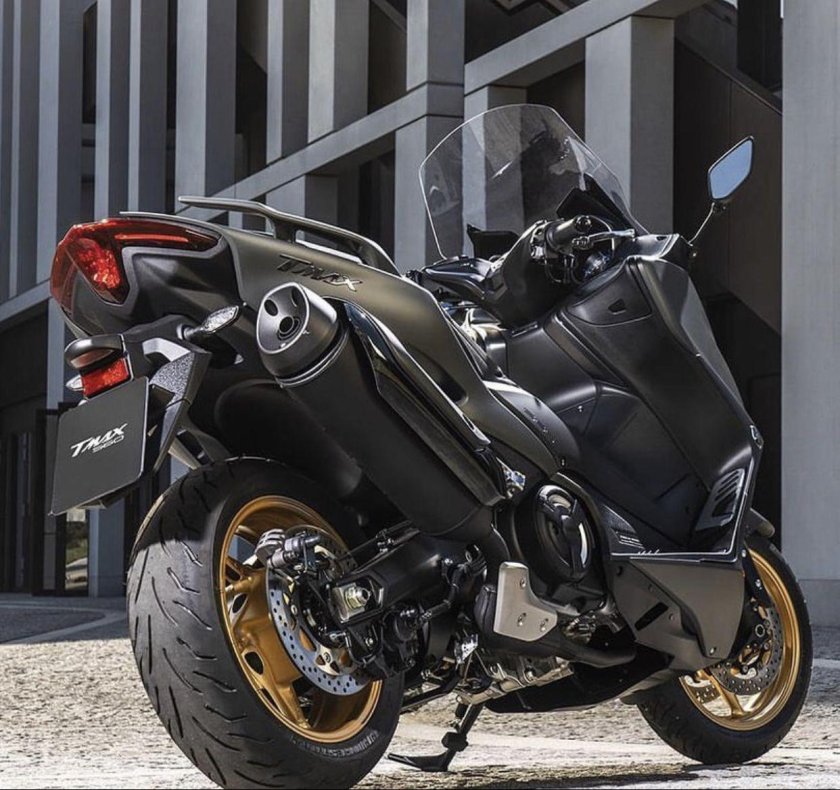 Yamaha TMAX 560