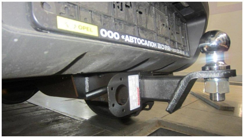 Фаркоп 2123 Бозал