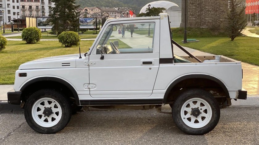 Сузуки Самурай 1985