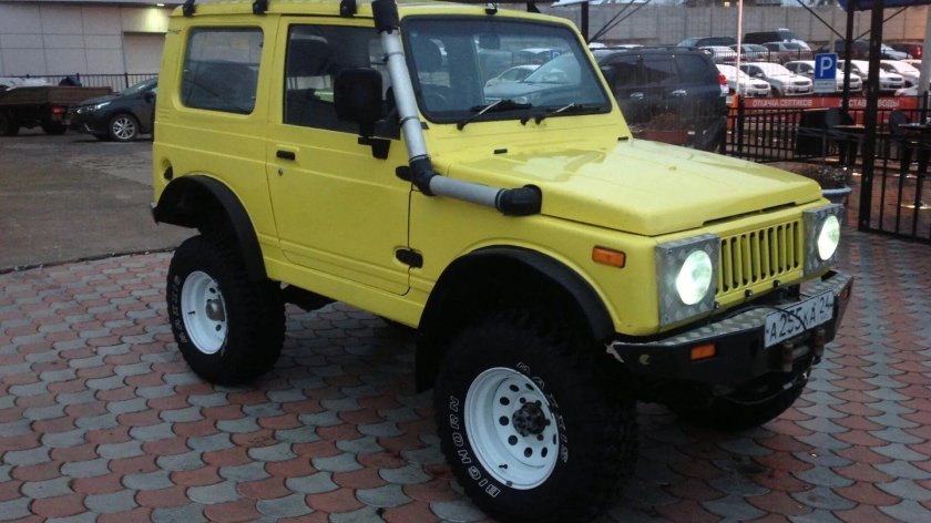 Сузуки Самурай 1985