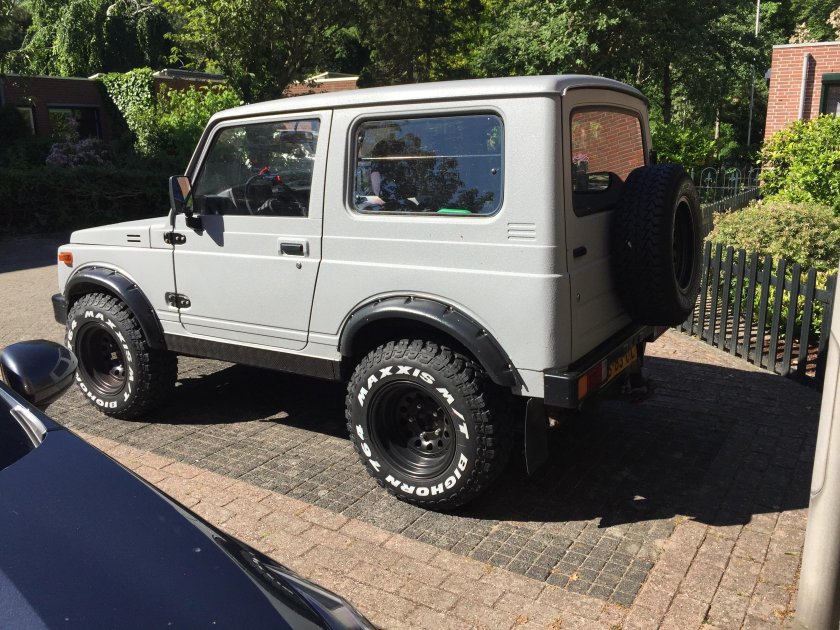 Сузуки Самурай