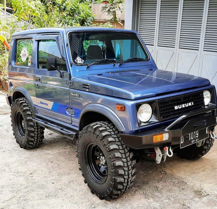 Джип Сузуки Самурай