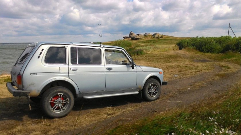 Нива 2131 1.8