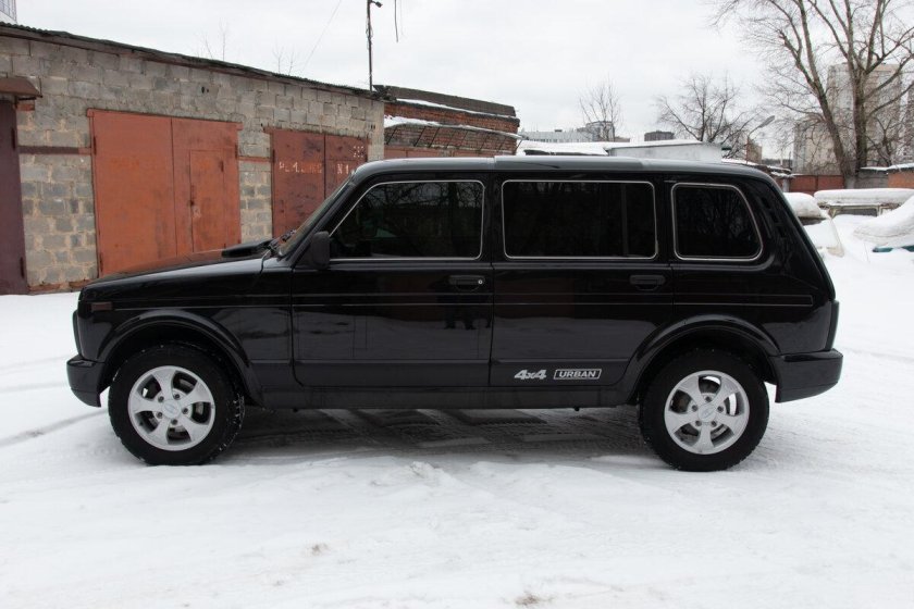 ВАЗ 2131 Урбан черная