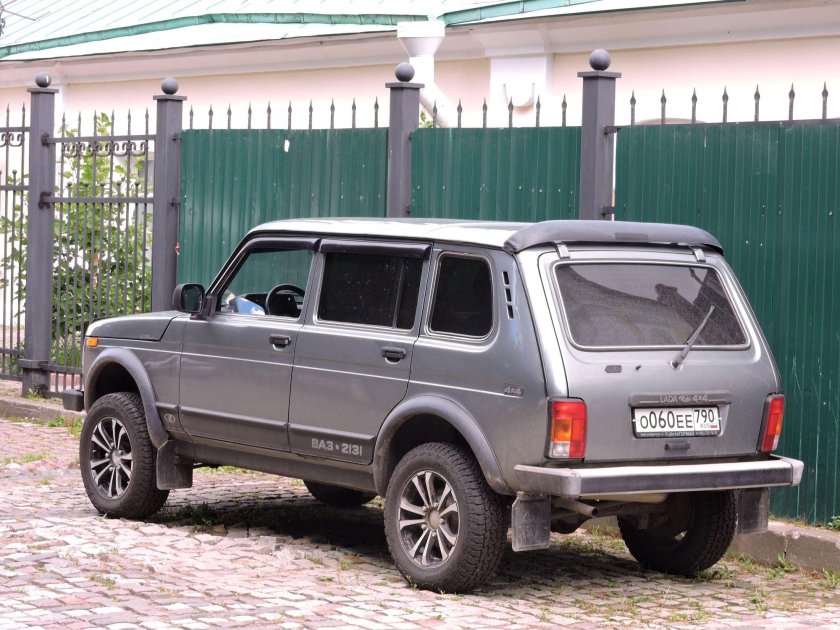 Лада Нива 2131