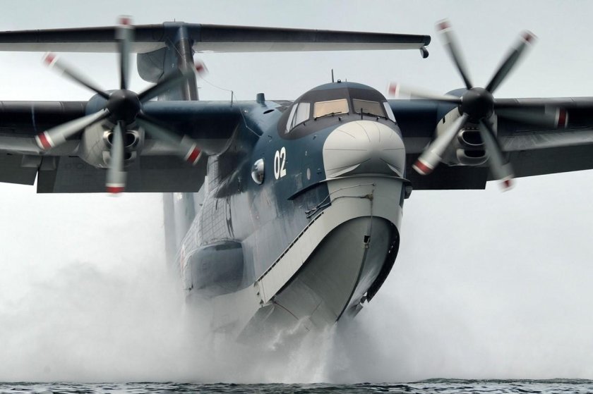 Самолета-амфибии SHINMAYWA us-2
