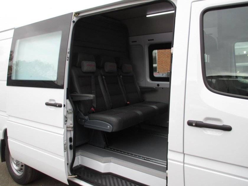 Мерседес Бенц Спринтер Грузопассажирский